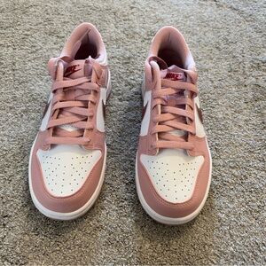 NWOT Girls’ Big Kids’ Nike Dunk Low Blush Pink and White Athletic Shoes Size 6Y